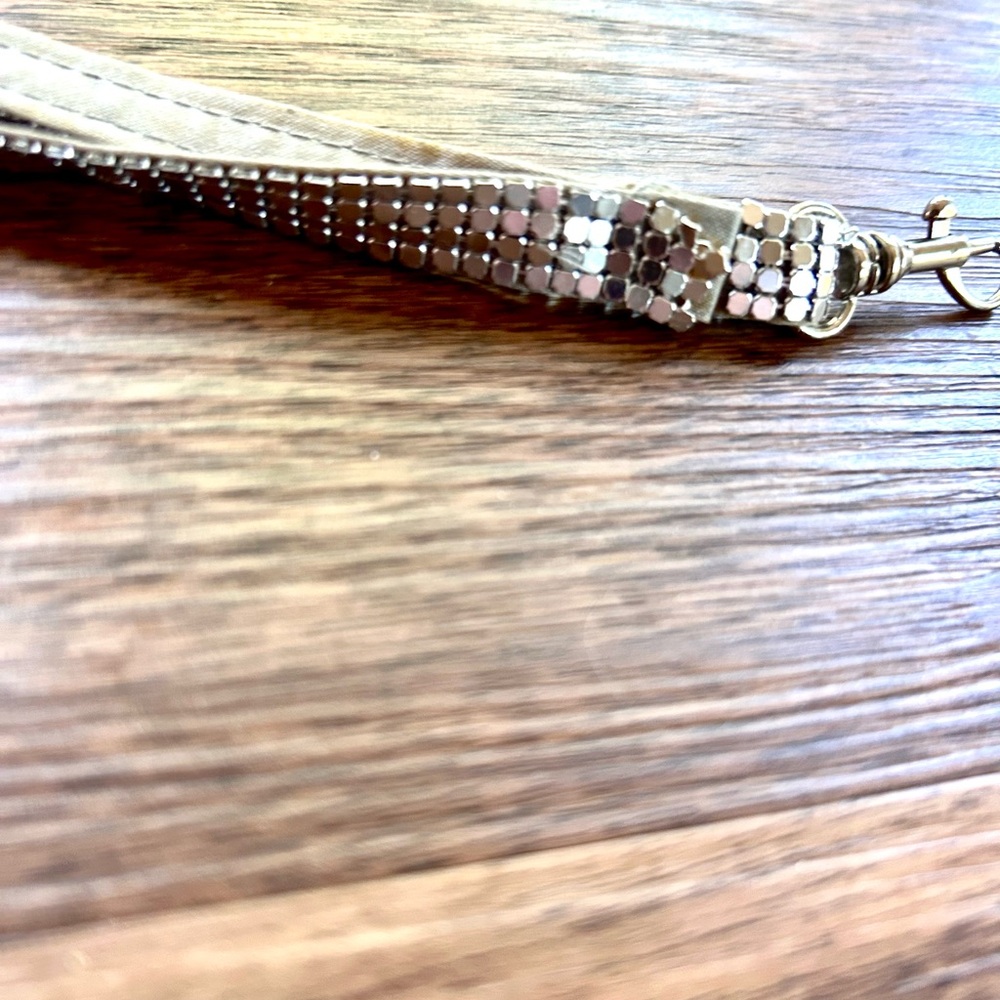 Y2K AMANDA SMITH Silver Chainmail Mesh Wristlet Clutch Bag Party Pouch Accessory - Picture 8 of 12